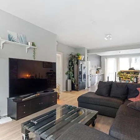 Modern Spacious In Apartament *